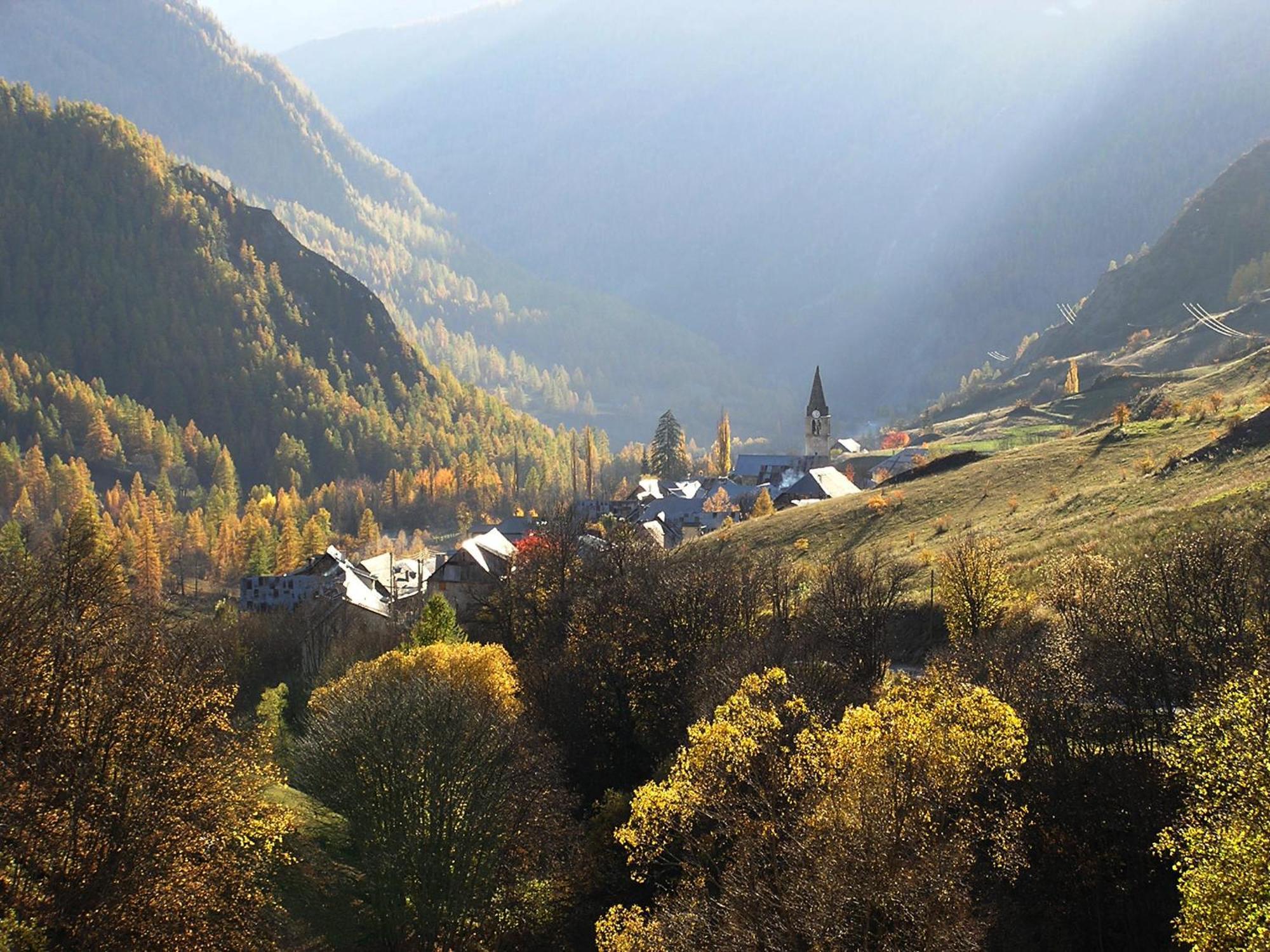 Studio Barcelonnette Ubaye, Provence Enchastrayes Luaran gambar